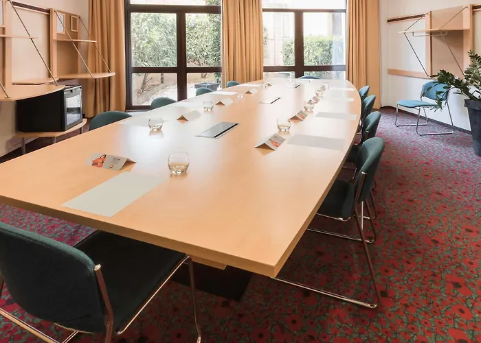 Ibis Centre ChateauHotel Angers